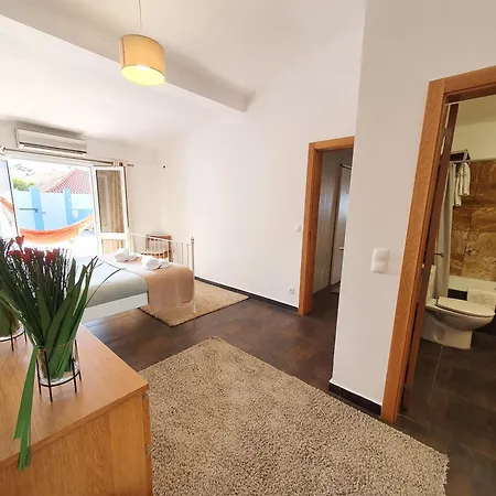 펜션 Moradia Familiar Piscina 5min By Host-point 차르네카